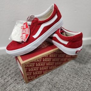 Vans SK8-Low Sneaker (Vintage Sport ) ® ( Men 8.5. Women 10) Red / White